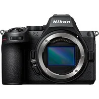 Nikon Z5II + 24-200mm f/4-6.3 VR Systemkamera (24-200mm f/4-6.3 VR, 24,5 MP, 8,3x opt. Zoom, WLAN (Wi-Fi), Bluetooth)