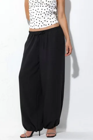 Weite Woven-Hosen mit Kordelzugbund