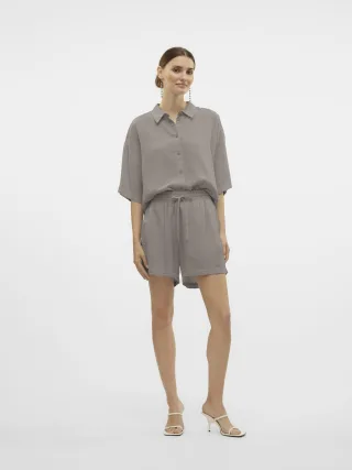 VERO MODA - VMLINN SHORTS WVN NOOS Moon Rock - Gr. - L
