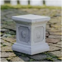 gartendekoparadies.de Gartensockel Podest mit Blumen-Motiv, Steinsockel, H. 27 cm, 18 kg, 20x20x27 cm, Frostsicher