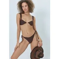LSCN by LASCANA Bandeau-Bikini mit Zierdetail zwischen den Cups