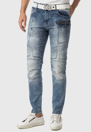 Cipo & Baxx 5-Pocket-Jeans "Jeans" im trendigen Design