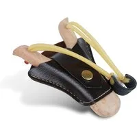 Flanacom Spielzeug-Gartenset Steinschleuder aus Holz Leder-Tasche zum befestigen an Gürtelschnalle, (1-tlg), Holz-Zwille mit Erbsen - Schleuder Kinder & Erwachsene Outdoor