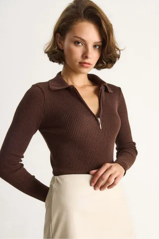 Pullover mit Reißverschluss-Kragen