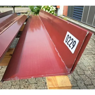 Wandanschluss | 2,00 m Länge | Rotbraun ( RAL 8012 )