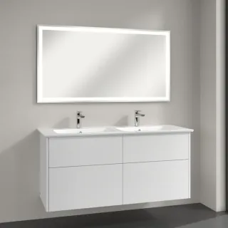 Villeroy & Boch Finero Badmöbel Set 130 cm Glossy White Waschtisch mit Waschtischunterschrank und Spiegel