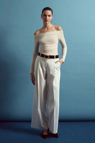 Hochtaillierte weite Crepe-Hose