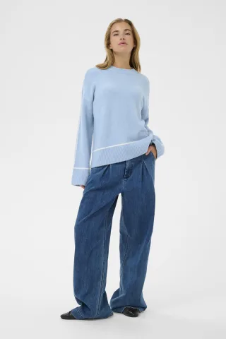 Blau