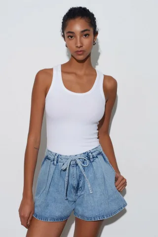 Hochtaillende weite Baumwoll-Denim-Shorts