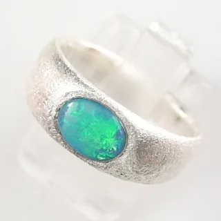 935er Opal Ring mit 0,49 ct. Blau Türkis Grüner Crystal Opal