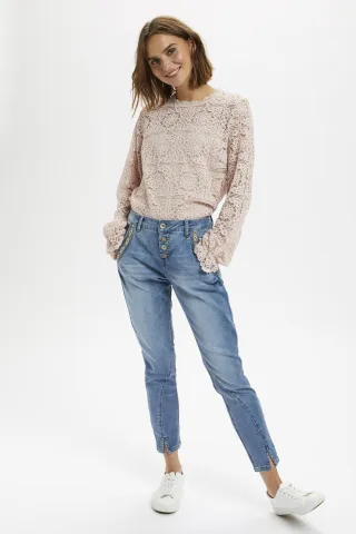 Lila