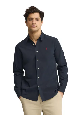 Hemd marineblau mit Crinkle-Effekt im Regular Fit mit Rigby Go Logo