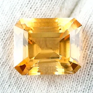 9,64 ct. Citrin Gelber Edelstein Octagon Schliff