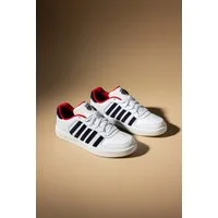 Court Palisades Sneaker