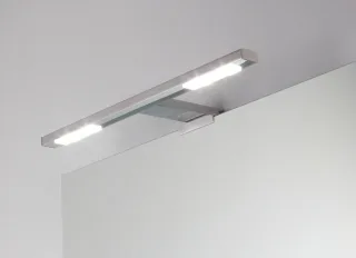 Koh-i-Noor Spiegelleuchte mit LED-Licht. Anbringung an der oberen Spiegelkante, 7906 7906