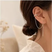 XCOAST Ohrklemme Ear Cuff Kreuz 925 Silber – Nova Cross Ohrklemme Damen Minimalistisch (Paar, 1-tlg., Besonderer Stil mit Kette), kein Piercing erforderlich, verstellbarer Ear Cuff, hypoallergen