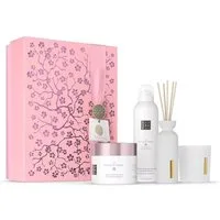 Rituals Pflege-Geschenkset Luxus-Pflegeset Limited Edition Sakura Geschenkset L 2025, 4-tlg., 4-teiliges Pflegeset mit Creme, Duschschaum, Kerze & Duftstäbchen