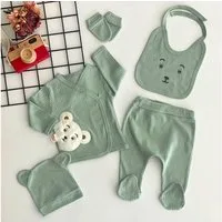 Jungengel Neugeborenen-Geschenkset Erstausstattungsset Krankenhaus-Klamotten Baby Bio Baumwolle (Set, 5-tlg., 5-teiliges Set: Wickelshirt, Hose, Mütze, Lätzchen und Handschuhen) 0-3 Monate, 100% Bio-Baumwolle, 5-Teilig, Bärenmotiv, Extra Weich