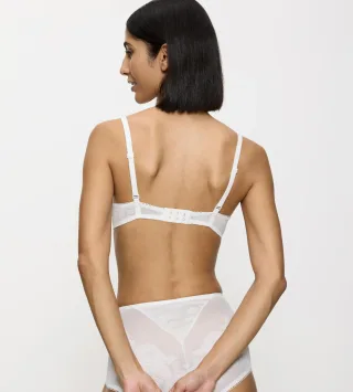 Triumph - Wild Rose Sensation WP silk white - Gr. - 75D