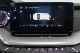 Komplett-Set Park Pilot Front + Heck für Skoda Octavia NX