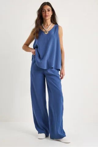 Blau