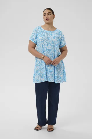 Blau