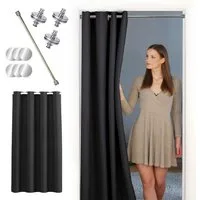 tinycurtains Türvorhang mit Stange silber 70-120 cm Thermo Vorhang ohne Bohren, mit Magneten, Ösen, abdunkelnd, Polyester, blickdicht, Schwarz Eclipse, Türgardine mit Klemmstange verdunkelnd