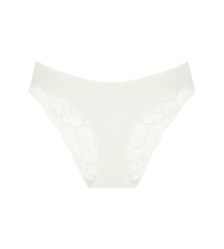 Triumph - Body Make-Up Illusion Lace Highleg Tai silk white - Gr. - 40