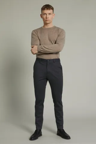 Casual Hose Gerade Passform black