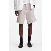 HUGO Sweatshorts Nomario mit großem Druck