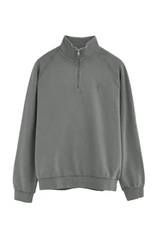 Sweatshirt asphaltgrau mit Zip-Kragen und Rigby Go Stickerei