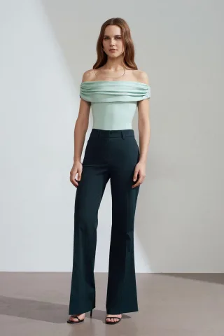 Damen High-Waist Flare Gabardine Hose