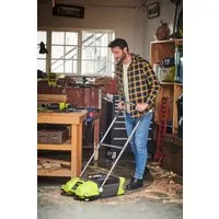 RYOBI Kehrmaschine Akku-Kehrmaschine mit Akku Kehrbesen Straßenkehrer ONE+ 18V