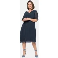 Sheego Etuikleid Chiffonkleid Kurzarm mit Schmucksteinen am Ausschnitt