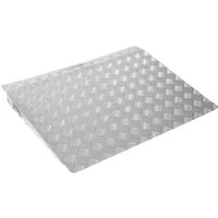 TRUTZHOLM Auffahrrampe Türschwellenrampe 63 cm Länge Rollstuhlrampe mit Tragegriff (Stück, 1-St), Hohe Traglast, rutschfeste Oberfläche, leichtes Aluminium