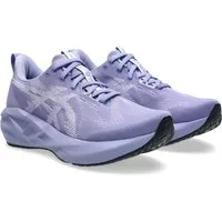 Asics NOVABLAST 5 Laufschuh mit Engineered Jacquard Mesh-Obermaterial, mit FF BLAST MAX Foam