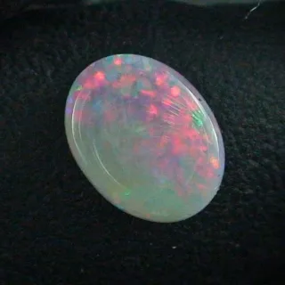 0,91 ct White Opal Multicolor Vollopal aus Coober Pedy Fire