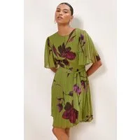 LIPSY Plisseekleid Lipsy plissiertes Minikleid mit Gürtel (1-tlg)