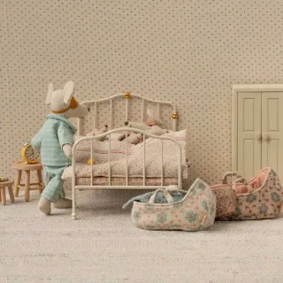 Maileg Vintage Bett Maus  off white