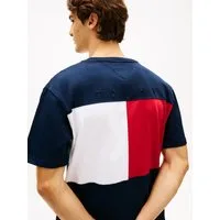 Tommy Hilfiger T-Shirt FLAG Regular fit mit Rundhalsausschnitt