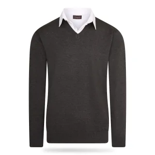 Cappuccino Italia Mock Pullover für Herren. Der Mock Pullover besteht aus 50% Baumwolle und 50% Acryl und hat eine normale Passform. Der Pullover hat einen Hemdkragen, der an den Pullover angenäht ist. Marke: Cappuccino ItaliaModellname: Mock Pullove