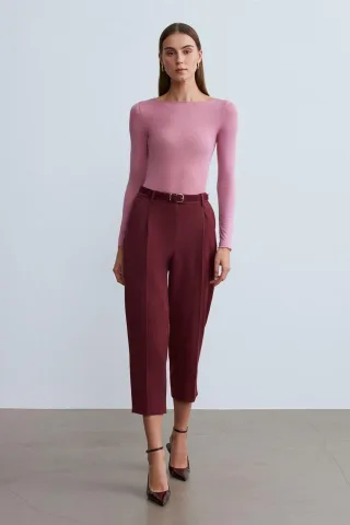 Gürtel-Capri-Zigarettenhose