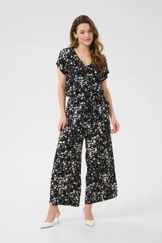 Overall KAbeathe Loose fit black white