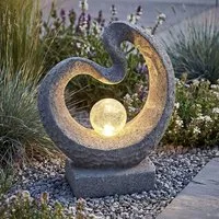 Arnusa LED Solarleuchte Gartenfigur mit Glaskugel Granit-Optik 33,5 x 39 cm, Dämmerungssensor, LED fest integriert, warmweiß, moderne Skulptur