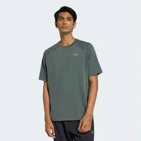 adidas Originals T-Shirt TECH ESS POLY T sportlicher Stil, ohne Verschluss, aus Polyester