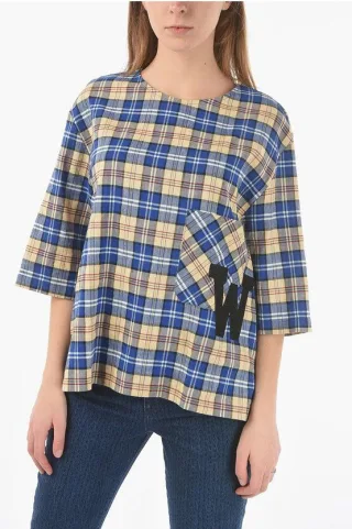 Kariertes Oversize-T-Shirt mit Maxi-Monogramm-Patch in Mehrfarbig
