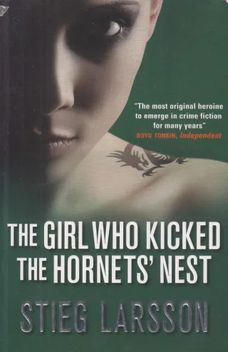 TheGirl Who Kicked the Hornets' Nest by Larsson Stieg ( Author ) ON Oct-31-2009 Paperback
