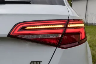 Komplett-Set LED-Heckleuchten mit dynamischen Blinker für Audi A3 8V