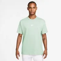 Nike Sportswear T-Shirt M NSW TEE LSE PREM ESS SUST aus Baumwolle, auch in großen Größen