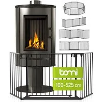 BOMI Ofenschutzgitter Kaminschutzgitter ohne Bohren, Milo 100-525 cm, Absperrgitter Metall (standfest & kippsicher, flexibel erweiterbares Schutzgitter), Extrabreiter Durchgang & 90° Feststellfunktion
